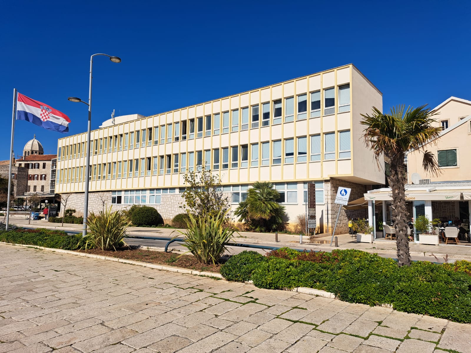 Slika 4